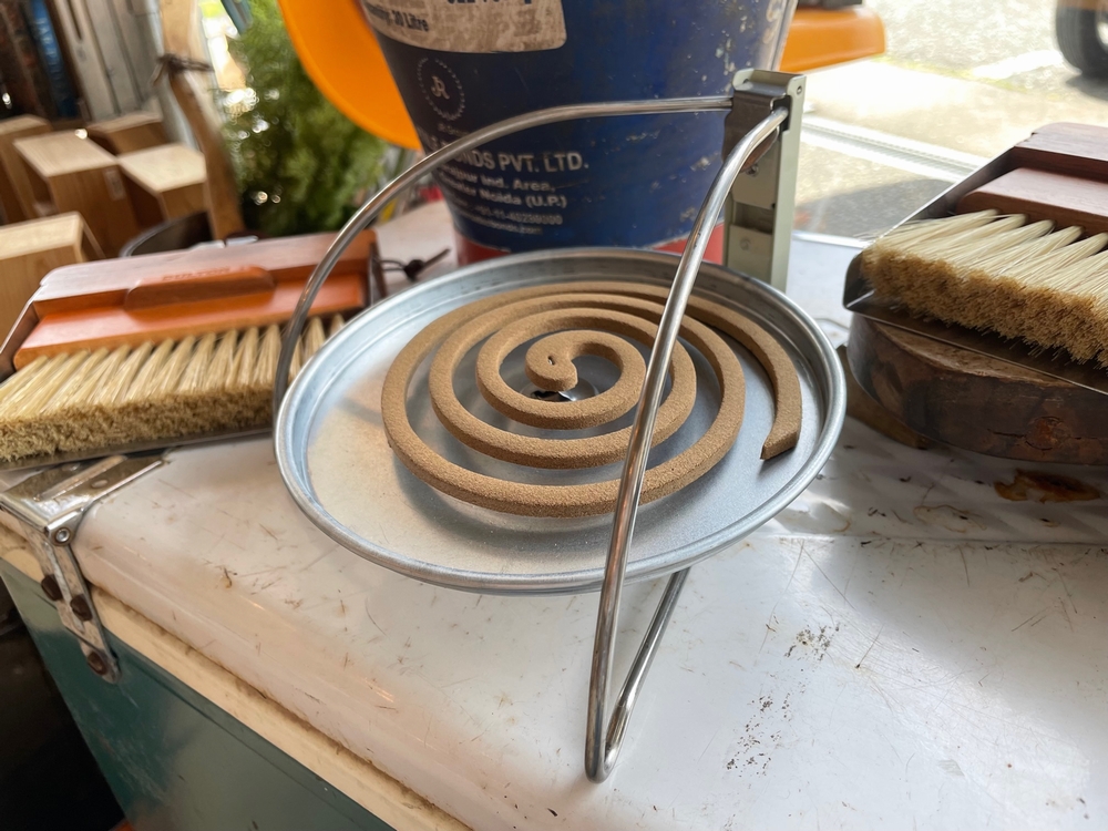 蚊取り線香ホルダー