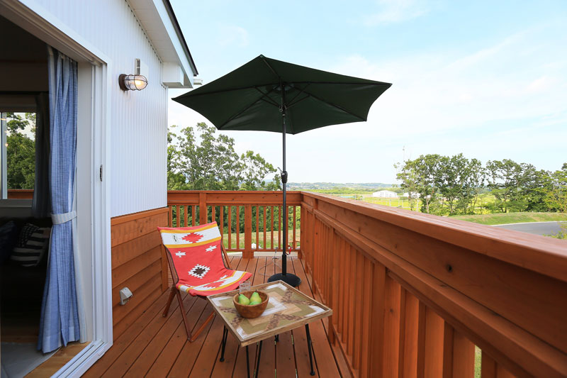 WOOD DECK