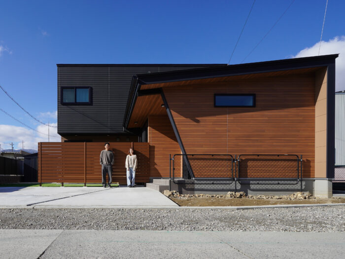 アウトドア好きが選んだ庭とつながる心地いい家
